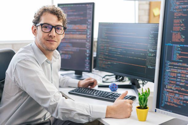 Evolucion y contexto de los sistemas ERP en empresas de software