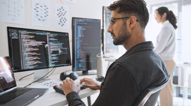 Ventajas de contratar una empresa de desarrollo de software